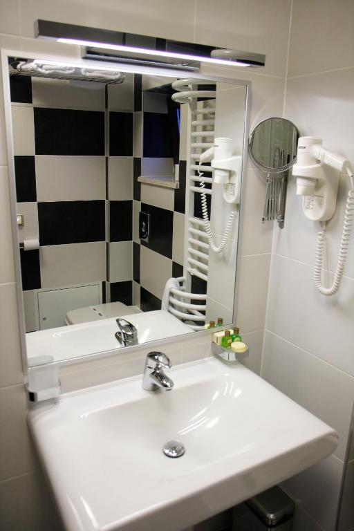 Hotel Anna Junior Târgu Jiu Pokój zdjęcie