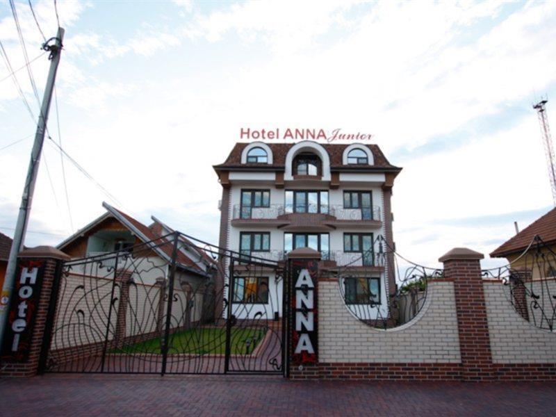 Hotel Anna Junior Târgu Jiu Zewnętrze zdjęcie