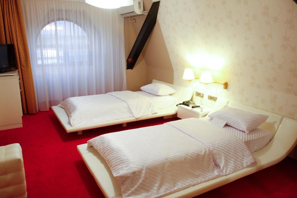 Hotel Anna Junior Târgu Jiu Pokój zdjęcie
